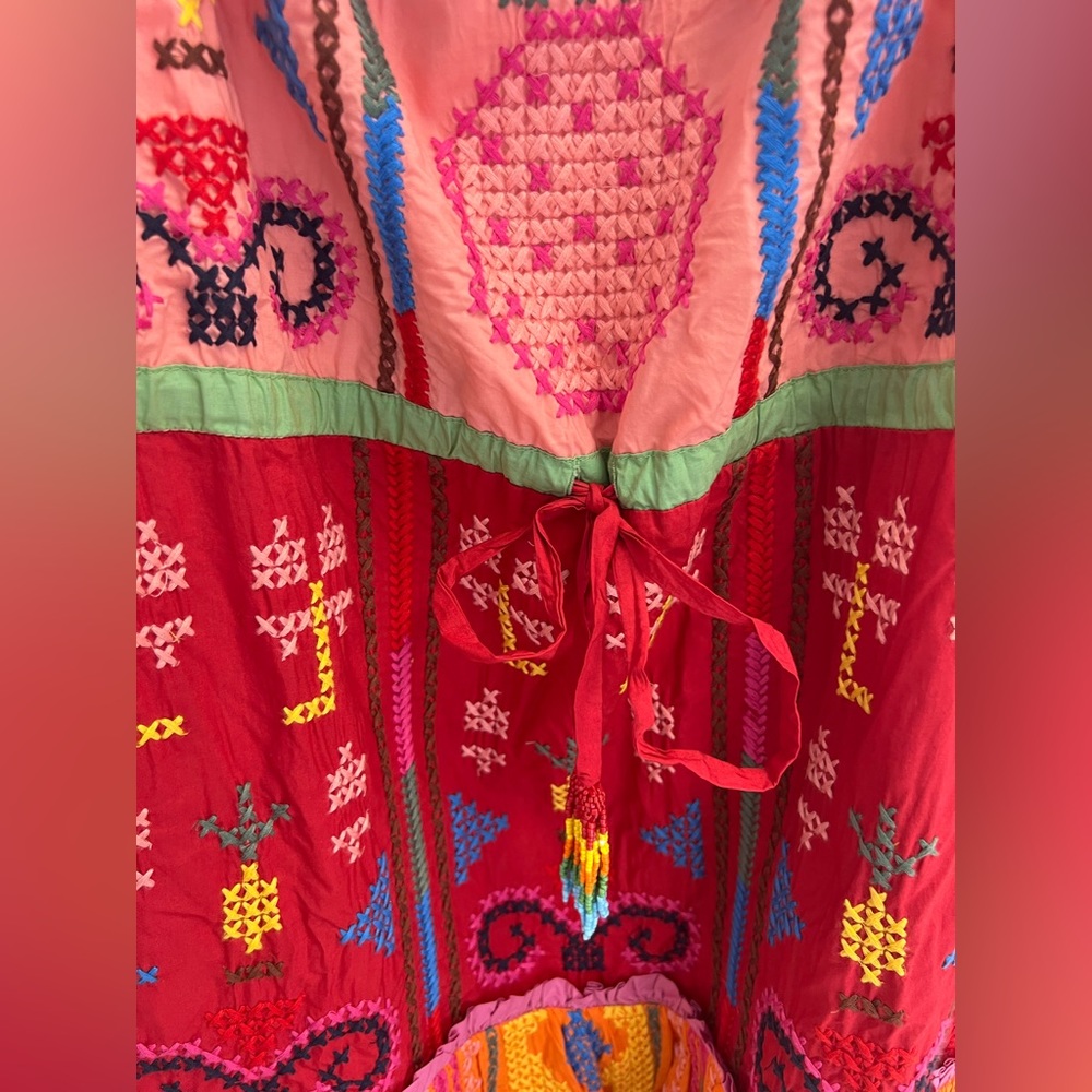 NWT Farm Rio tiered dress. Color blocking embroidered midi dress. Color: multi - Picture 7 of 11